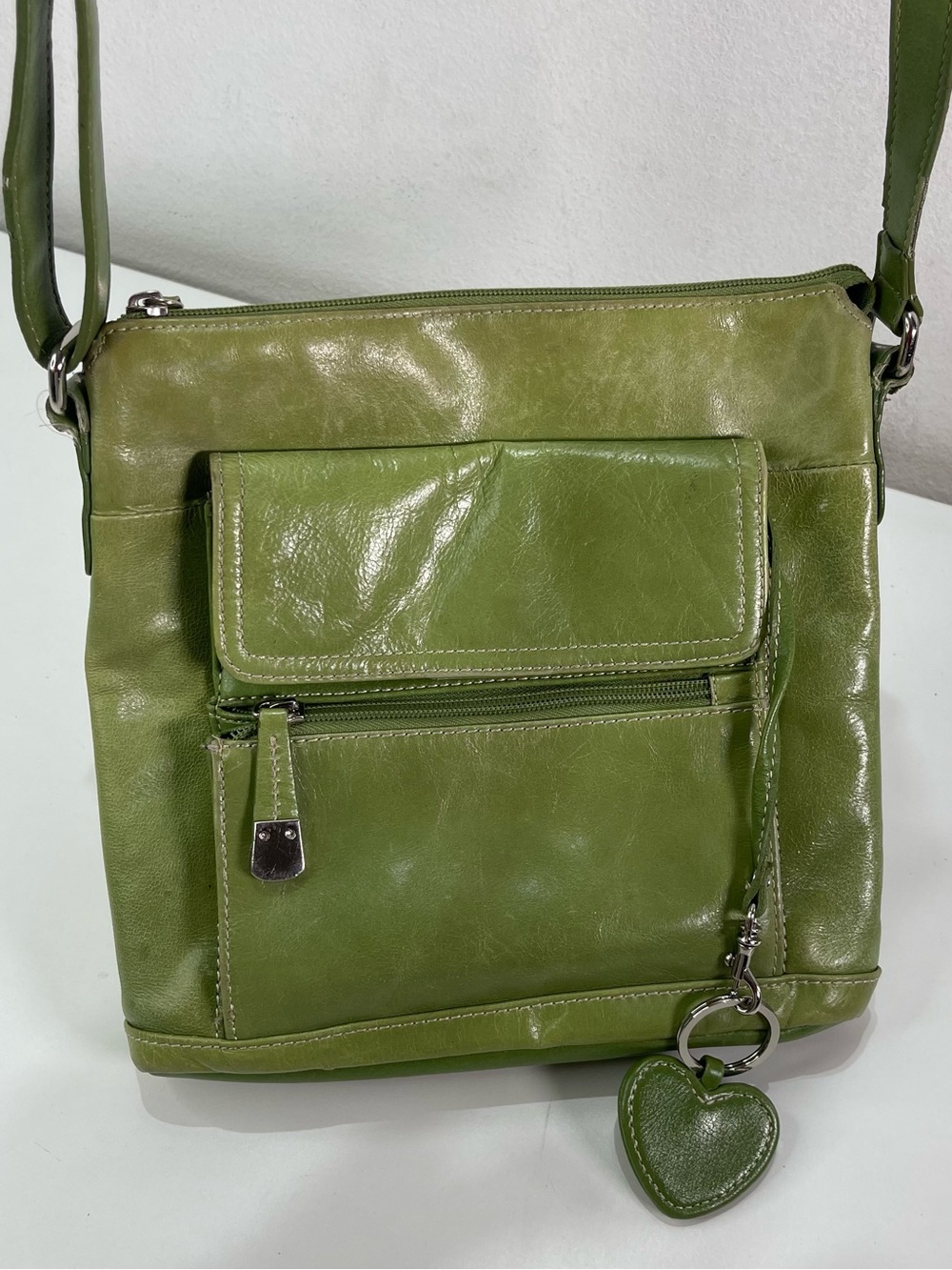 Giani Bernini Green Leather Shoulder Crossbody Bag Charm Organizer Stitching